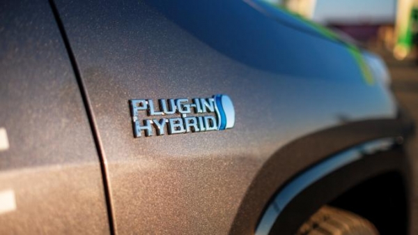 20% dintre românii care doresc să achiziționeze o mașină iau în considerare varianta hybrid plug-in