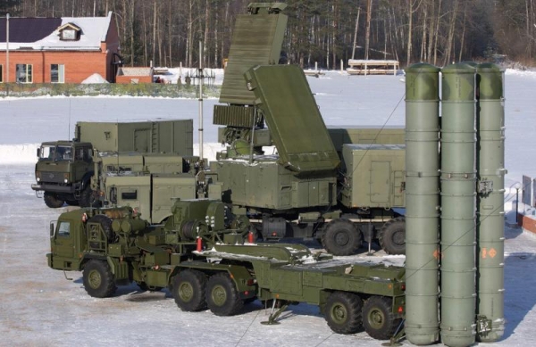 O nouă baterie de rachete S-400 a luat drumul Turciei