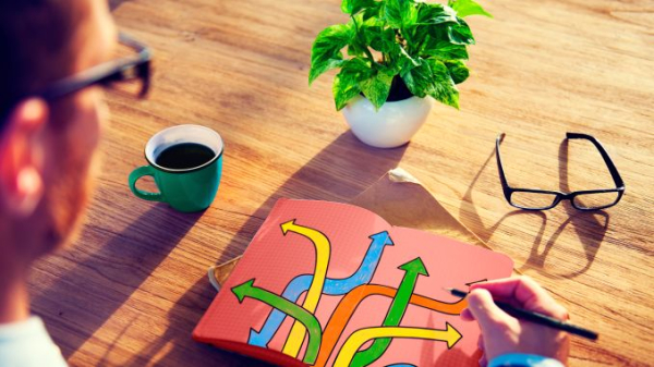 Câți români și-ar schimba jobul pentru venituri mai mari și oportunități mai bune de dezvoltare