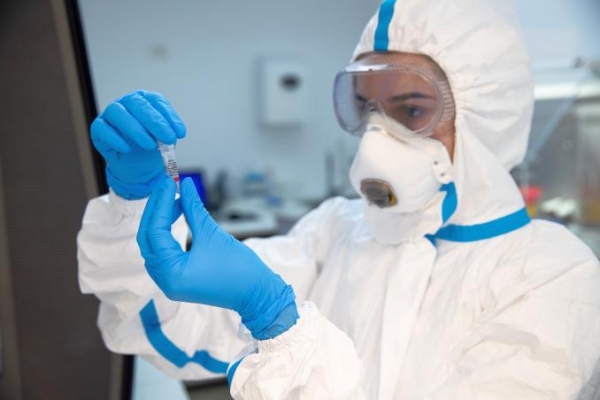 Cât de eficiente mai sunt vaccinurile împotriva SARS-CoV-2 la trei luni de la prima doză