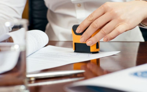 Fără ștampilă pe înscrisurile depuse la instituţiile sau autorităţile publice
