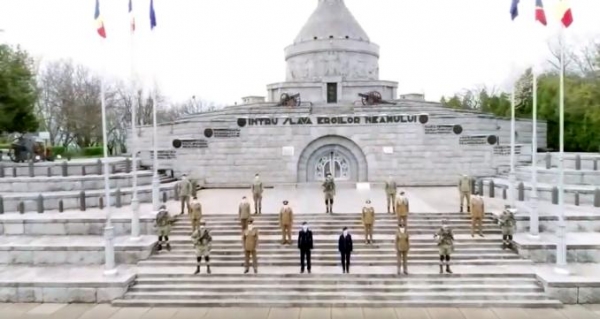 VIDEO - Militari români, filmați din dronă chiar în Capitală. Ziua aleasă, de însemnătate maximă pentru Armata României