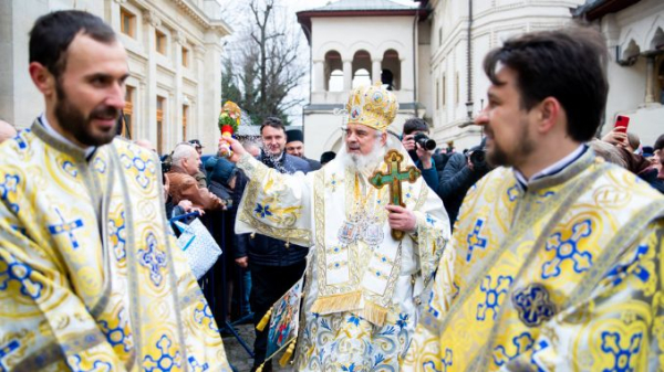 Programul liturgic al sărbătorii Botezului Domnului la Catedrala Patriarhală (sâmbătă, 06 ianuarie 2024)