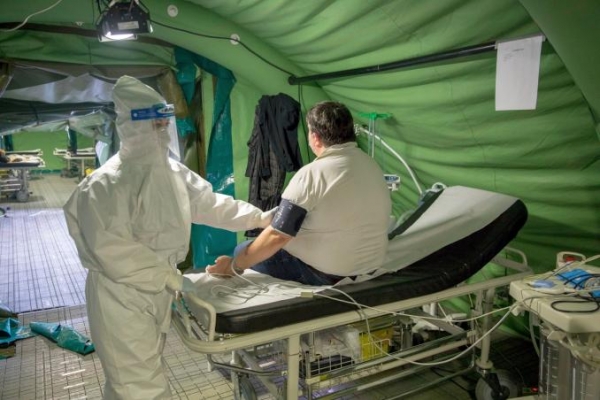VIDEO – Eroii în alb vorbesc despre lupta cu boala care a oprit în loc o lume întreagă